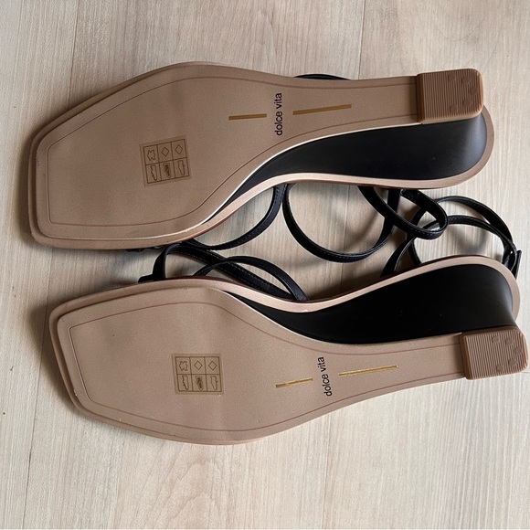 NWOT Dolce Vita Gemini Wedge - Picture 5 of 7